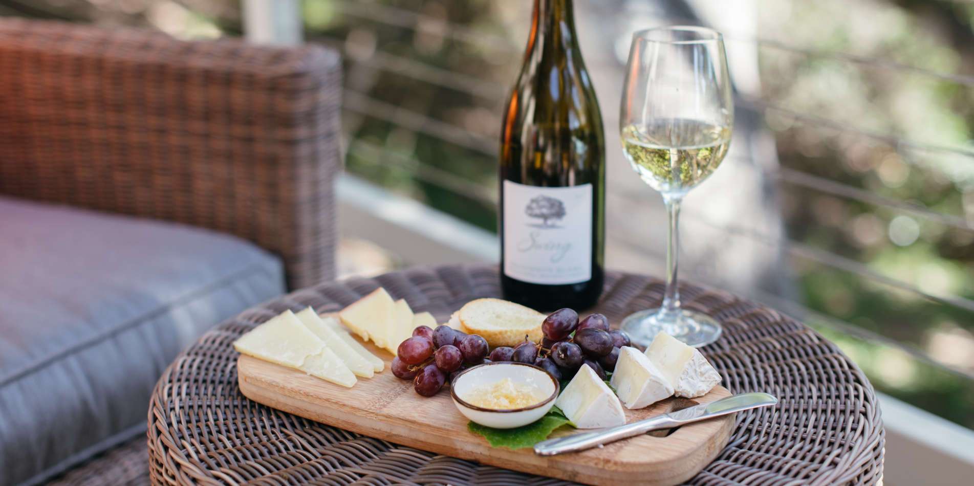 Wine and cheese platter