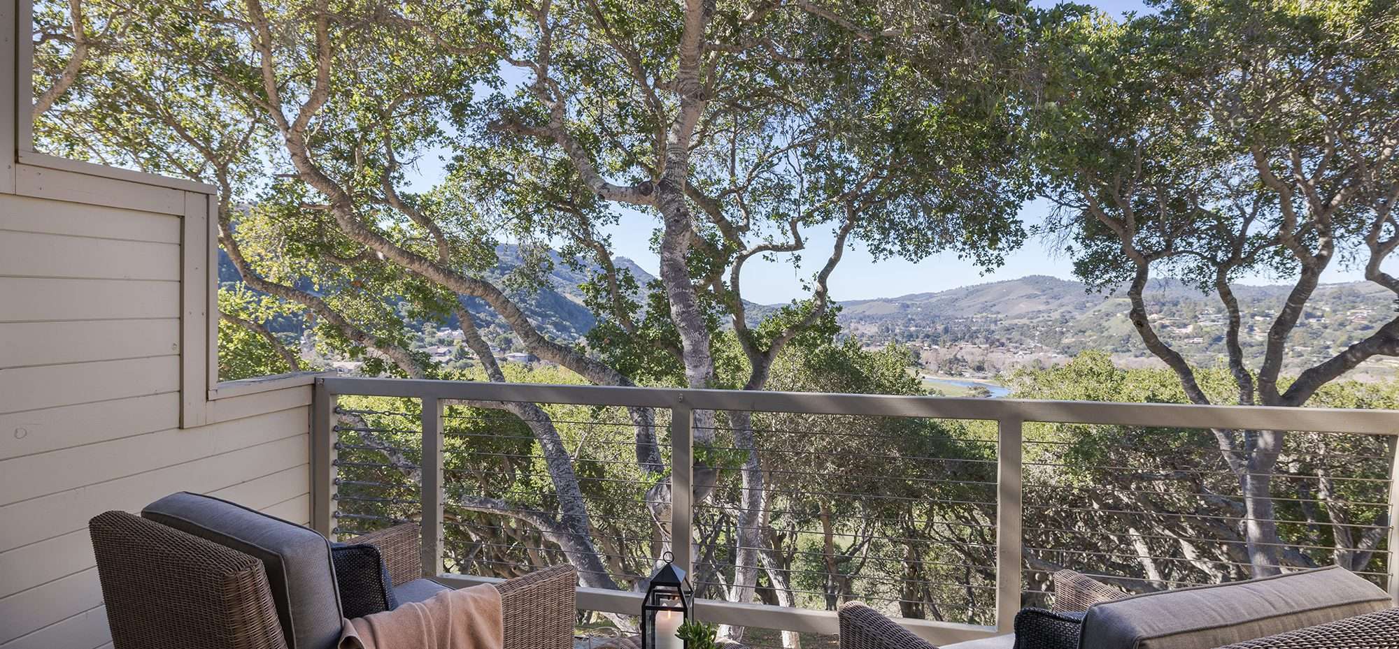Hilltop Suite Balcony