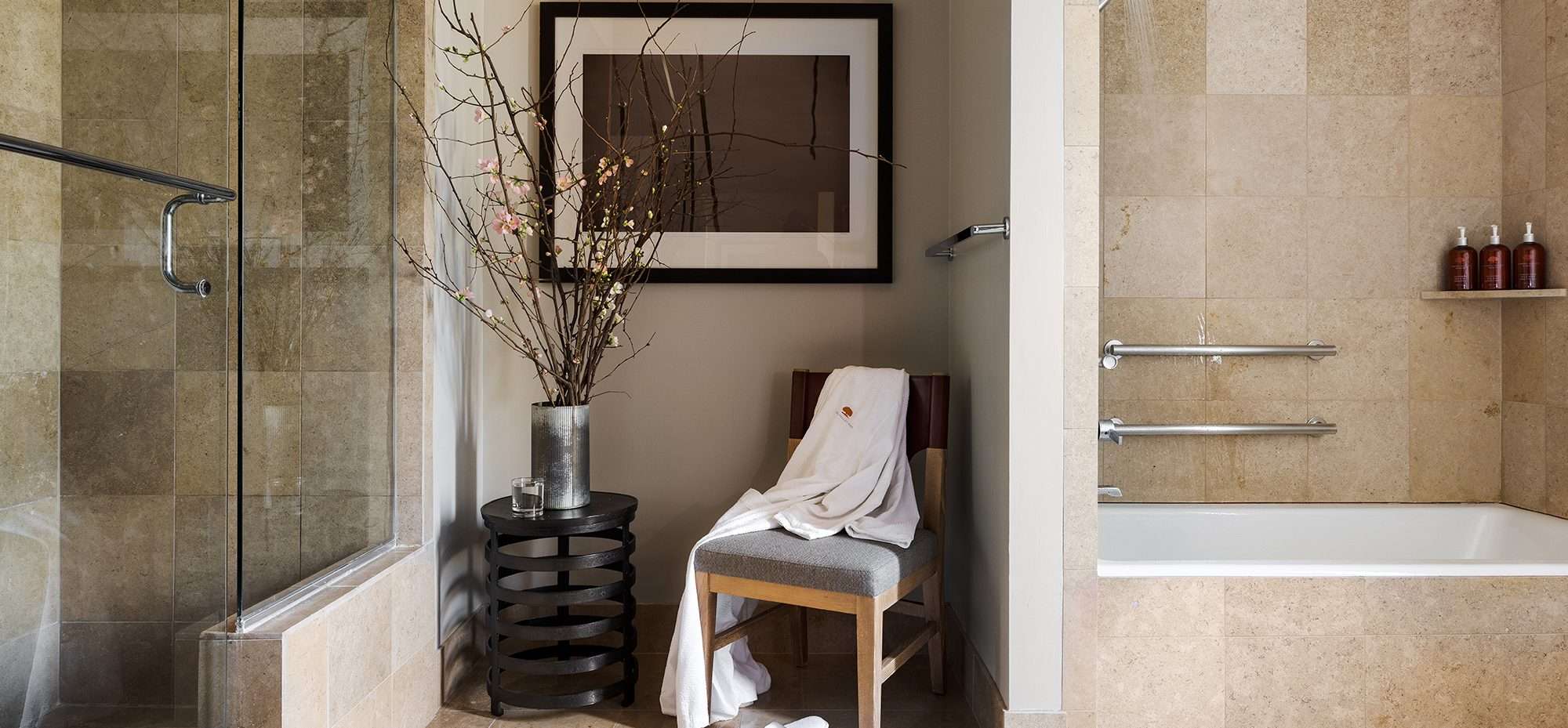 Hilltop Suite Bathroom ADA