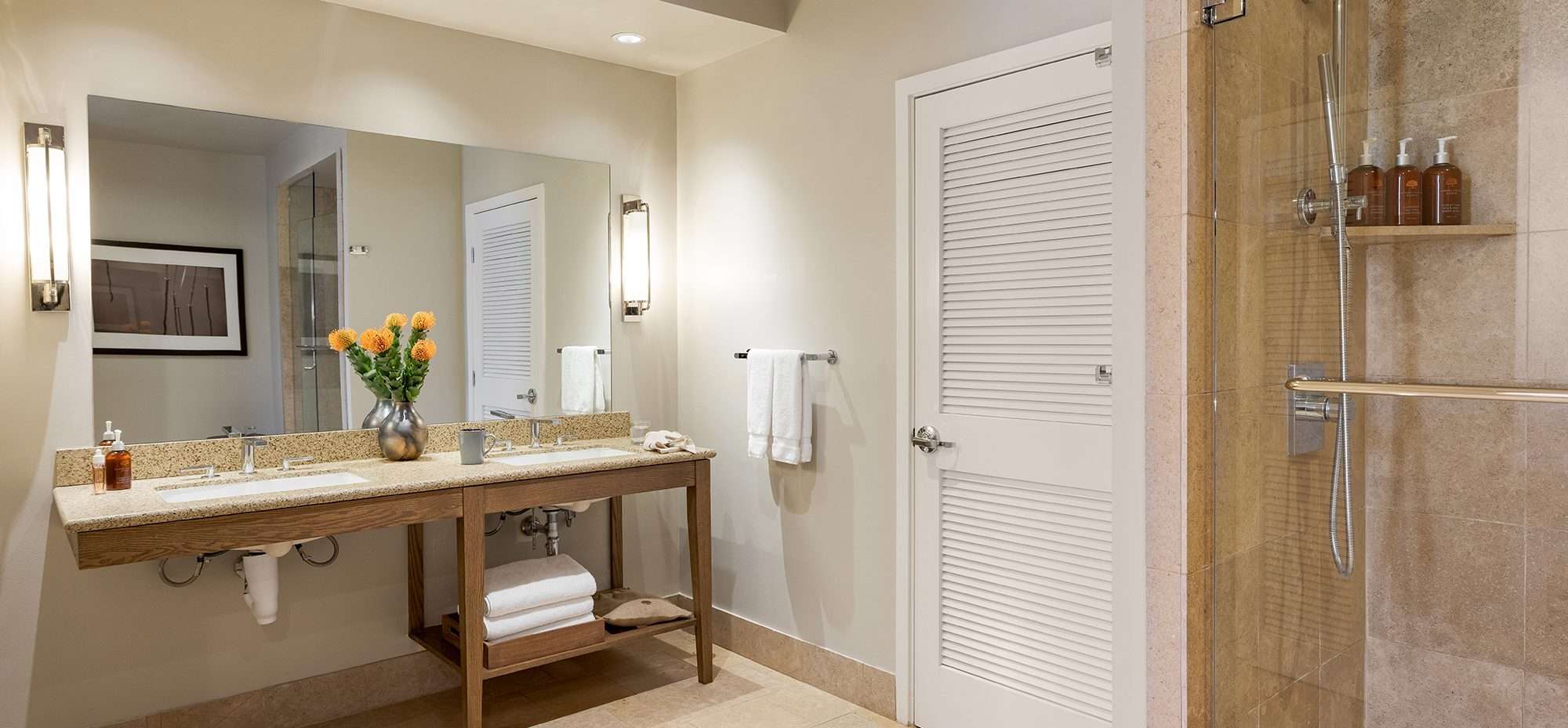 Hilltop Suite Bathroom