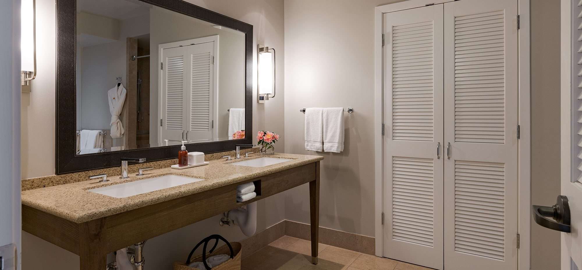 Ranch Suite Bathroom